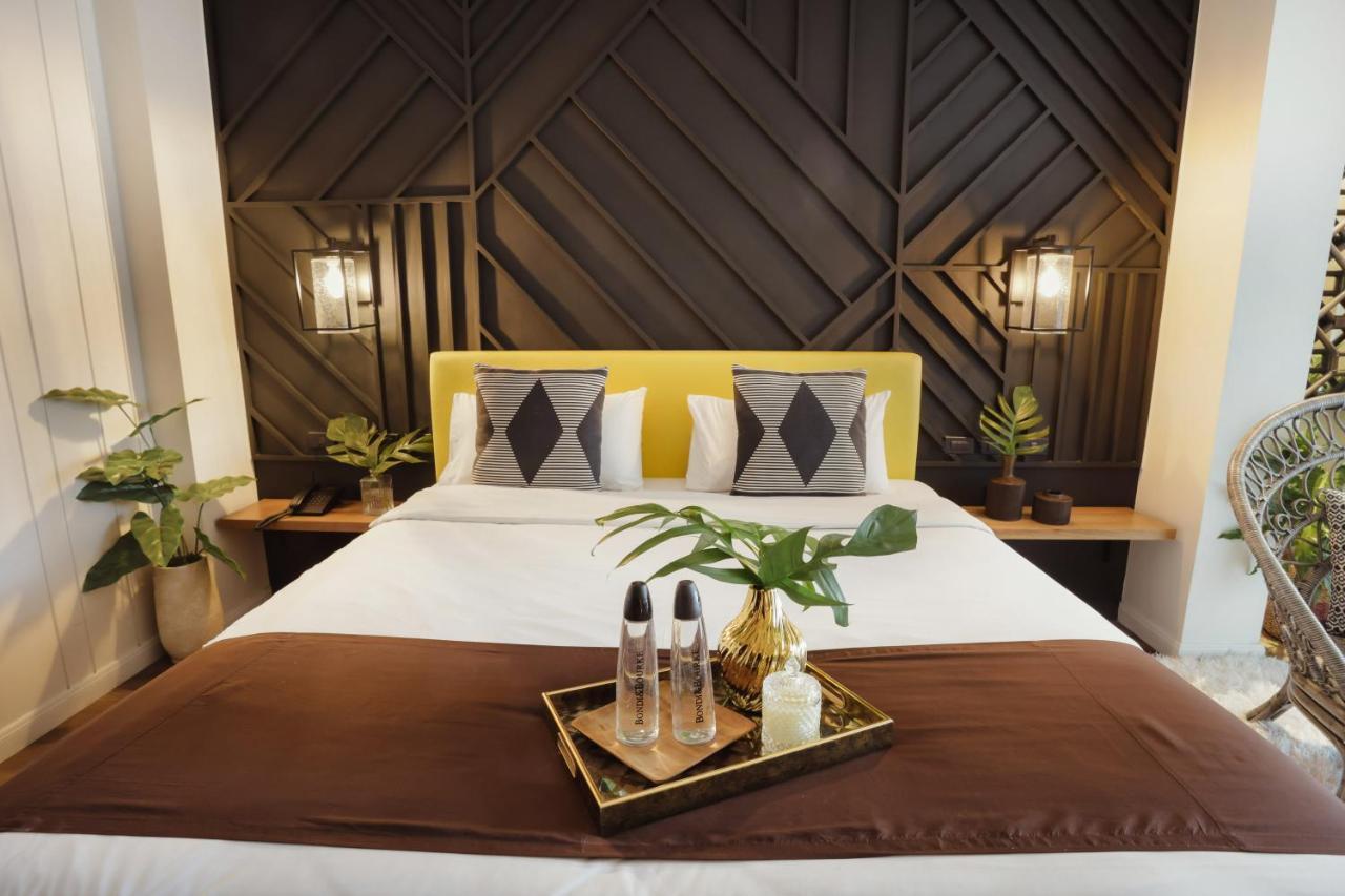 The Bourke Hotel Davao City Buitenkant foto