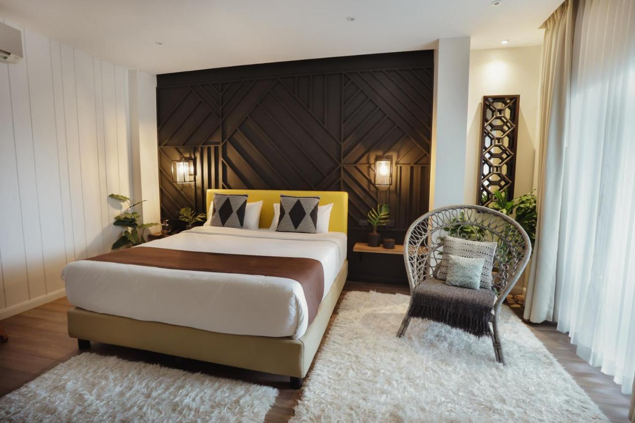 The Bourke Hotel Davao City Buitenkant foto