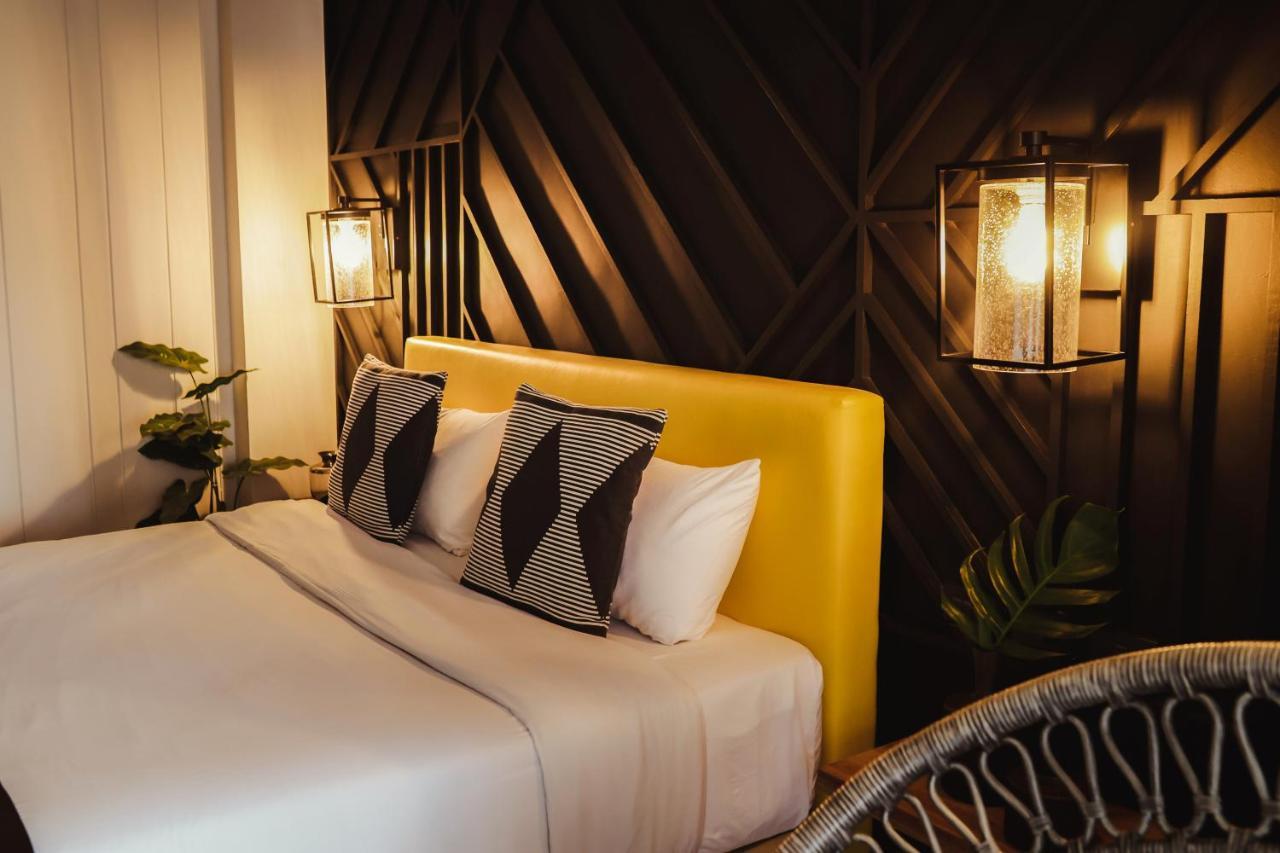 The Bourke Hotel Davao City Buitenkant foto