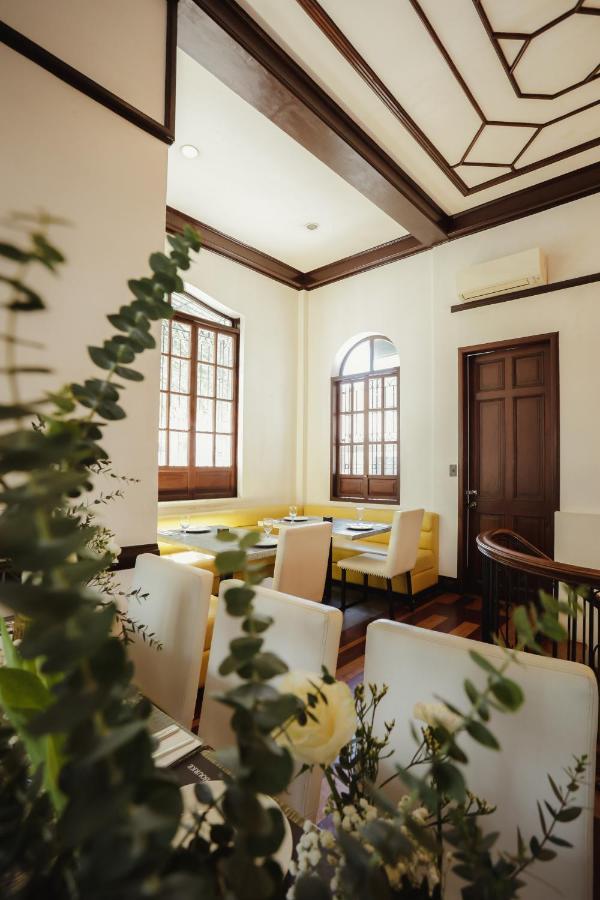 The Bourke Hotel Davao City Buitenkant foto