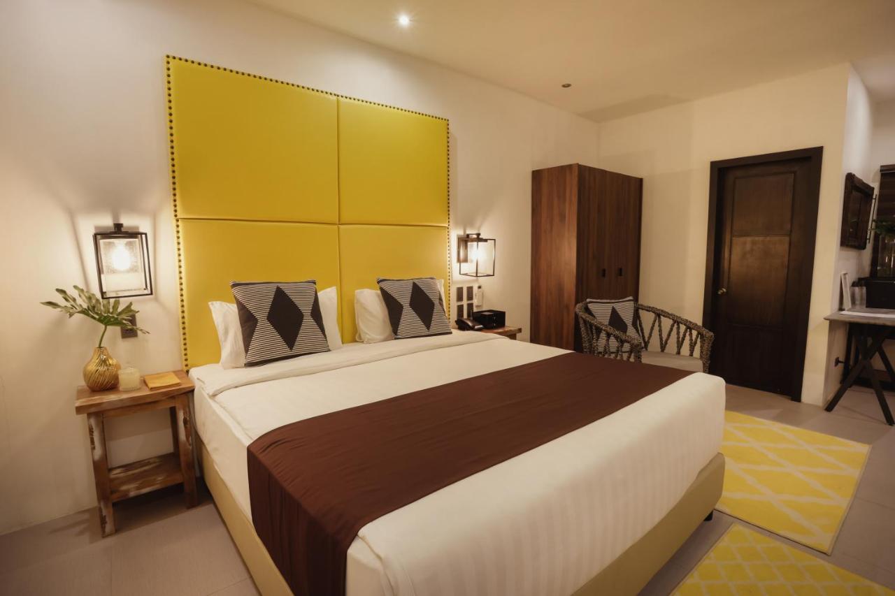 The Bourke Hotel Davao City Buitenkant foto