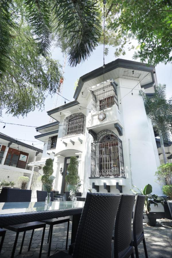 The Bourke Hotel Davao City Buitenkant foto
