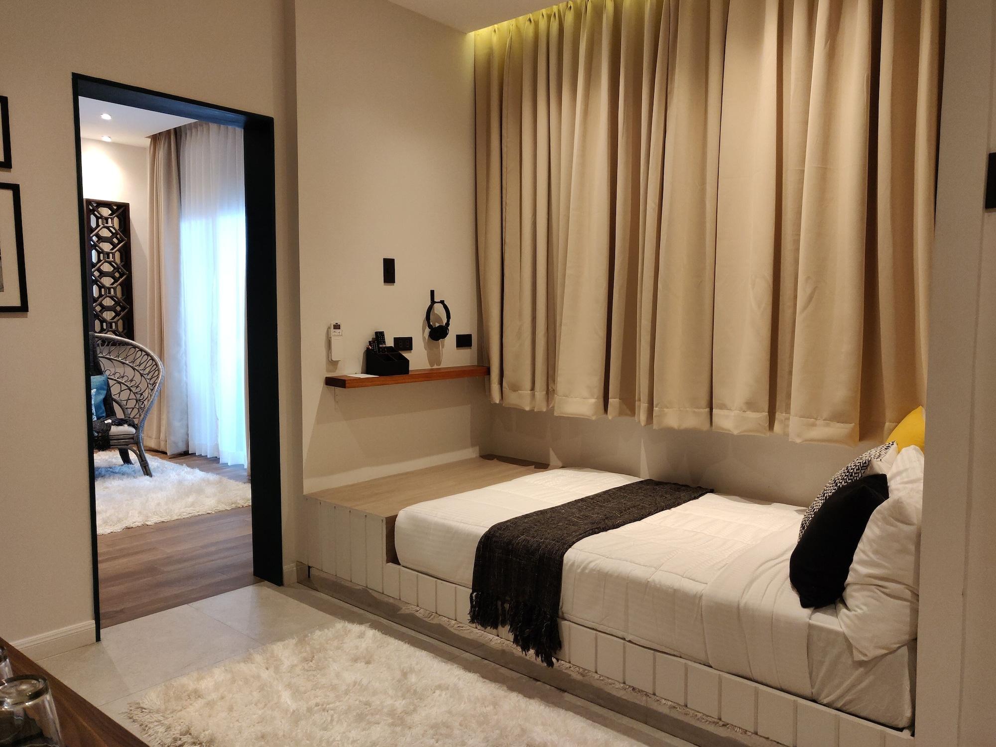 The Bourke Hotel Davao City Buitenkant foto