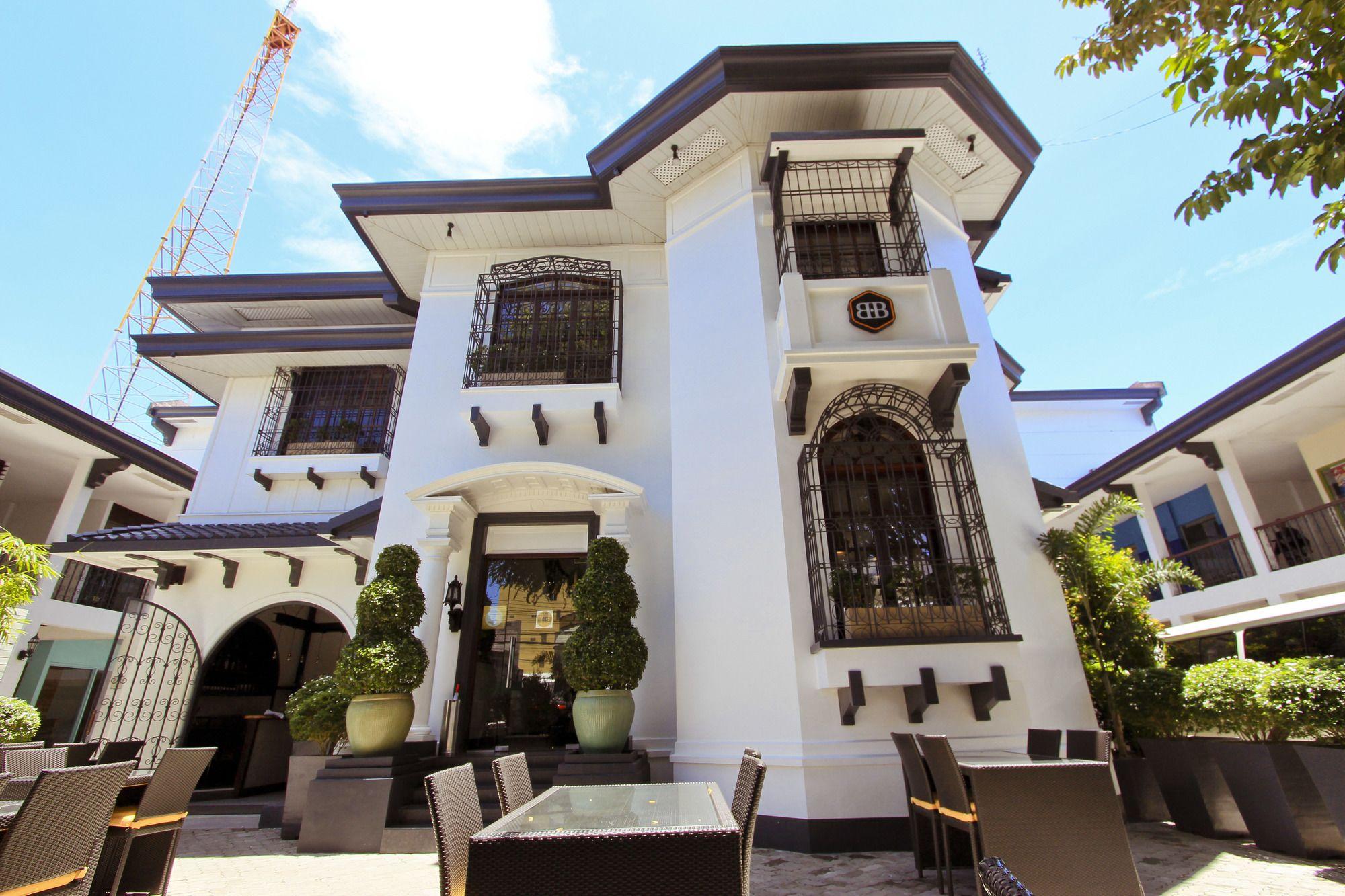 The Bourke Hotel Davao City Buitenkant foto
